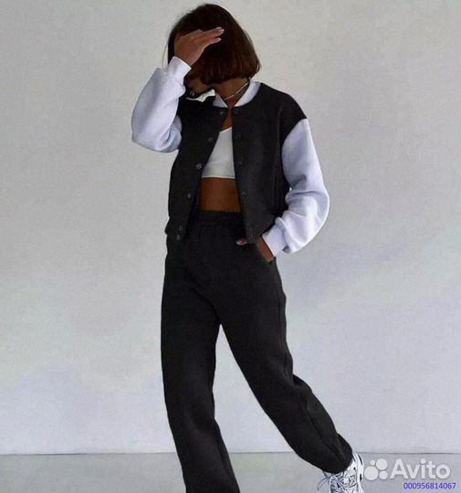 Спортивный костюм