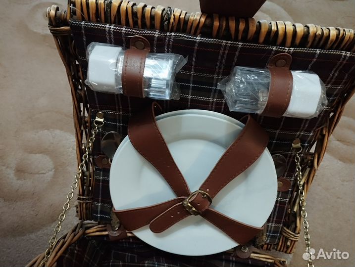 Продам Подарочный Набор для пикника