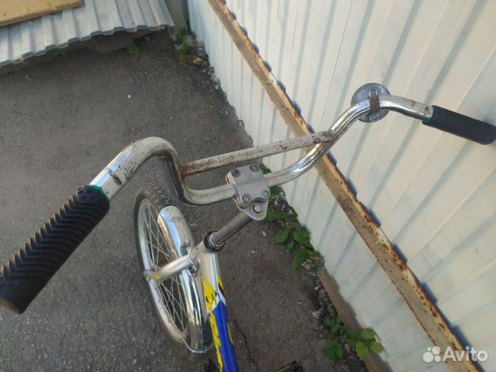 Средний велосипед складной