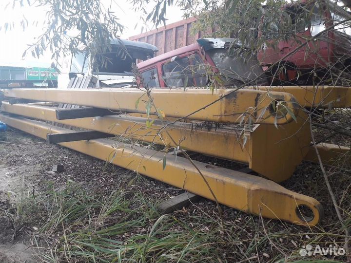 Стрела трубоукладчика Caterpillar CAT 587 R