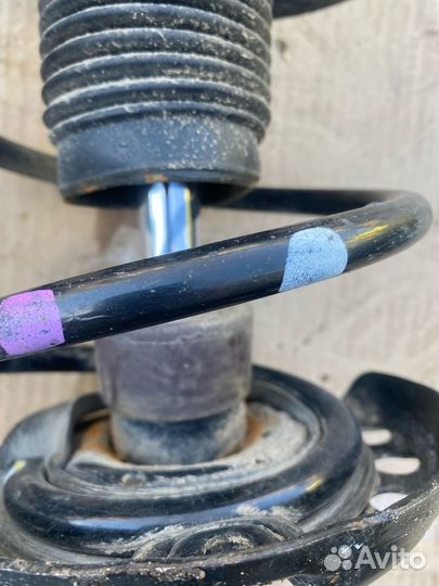 Амортизатор передний Kia Ceed 1 ED / Elantra HD