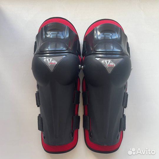 Защита локтя Vega NM-625