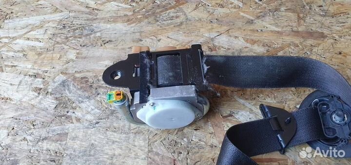 Ремень безопасности с пиропатроном Opel Mokka 201