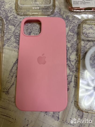 Чехлы на iPhone 13