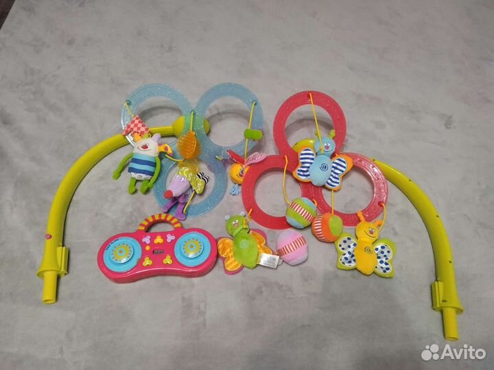 Мобиль на детскую кроватку Taf Toys