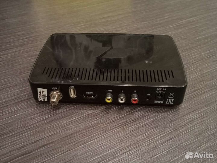 Ресивер триколор gs b210