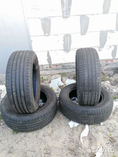 Continental ContiPremiumContact 5 215/60 R16