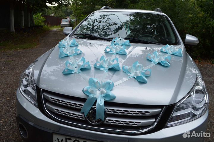 Свадебные украшения на машину
