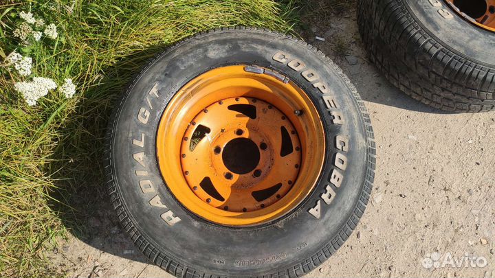 Cooper Cobra Radial G/T 275/60 R15 30G