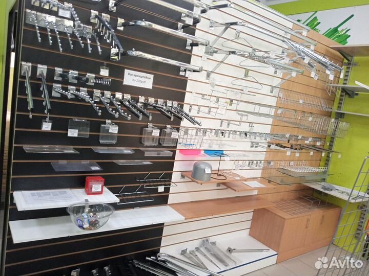 Крючки, кронштейны, полки на эконом-панель