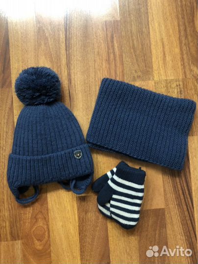 Комплект (шарф, шапка, варежки)