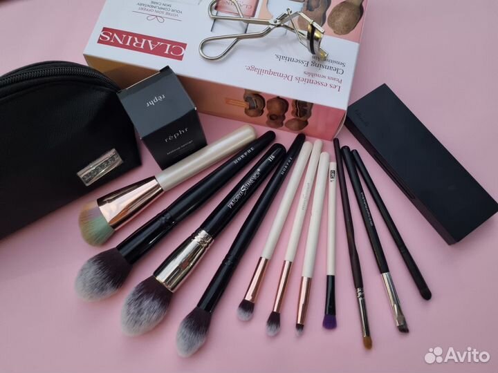 Кисти для макияжа новые (разные)