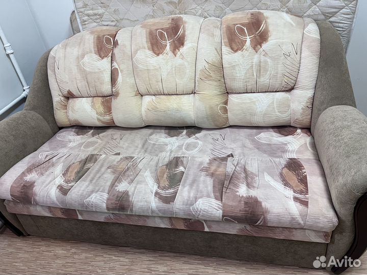 Продам диван