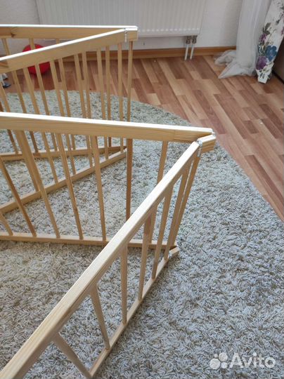 Манеж недоделанный ручная работа