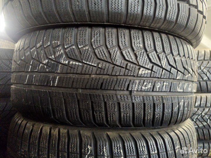 Hankook Winter I'Cept Evo2 W320 215/50 R17