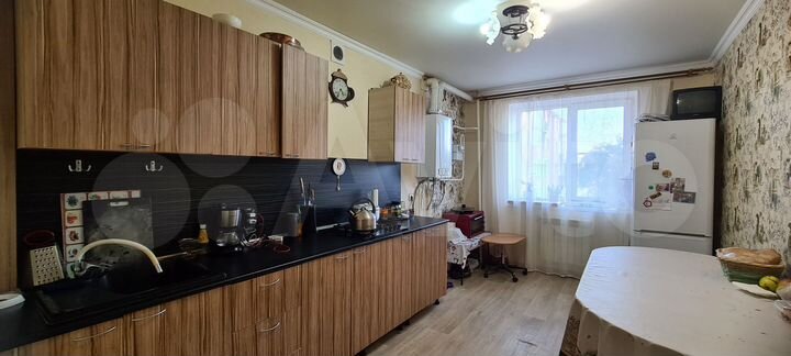 3-к. квартира, 72 м², 3/5 эт.