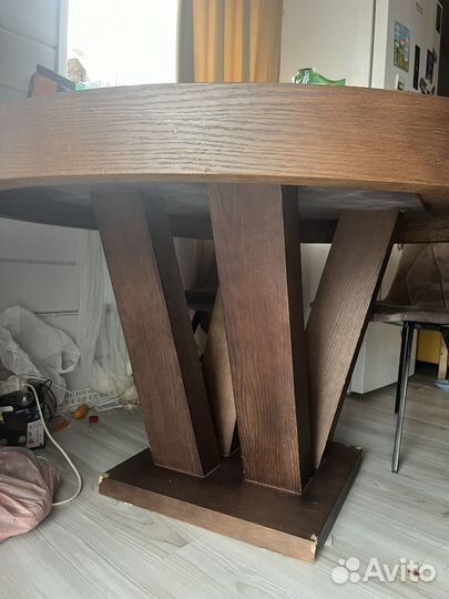 Стол круглый