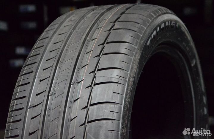 Triangle Sports TH201 225/40 R18