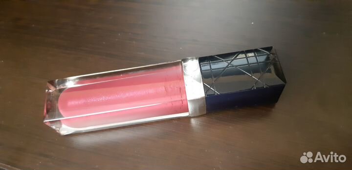 Жидкая помада creme de gloss CD