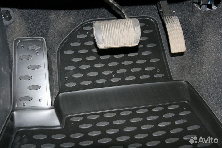 Коврики в салон Jeep Liberty 2007