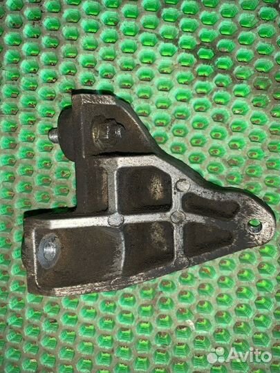 Кронштейн генератора Chevrolet Lacetti F16D3 2008