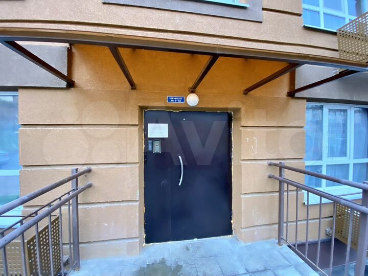 Квартира-студия, 23,7 м², 8/9 эт.