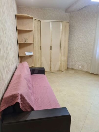 2-к. квартира, 74 м², 1/4 эт.