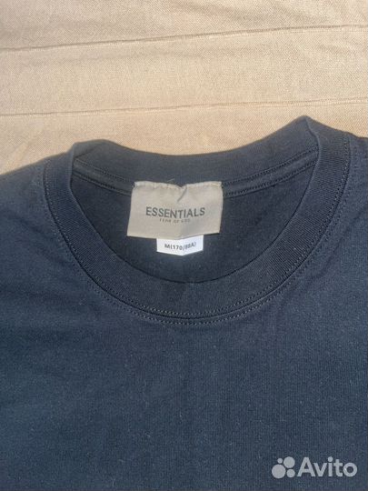Футболка essentials fear of god