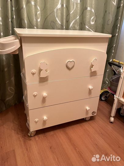 Комод и кровать Baby Expert