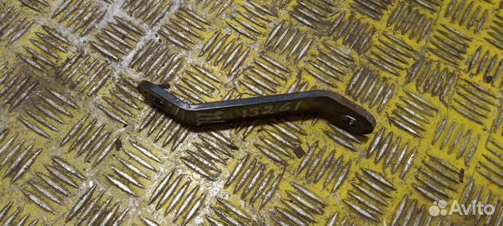 Держатель левый Man Tgl