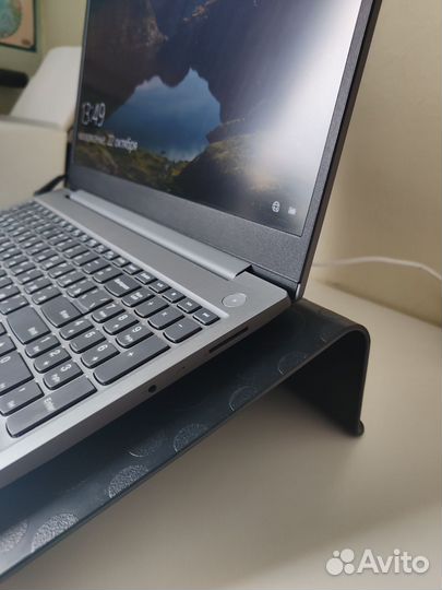 Ноутбук lenovo