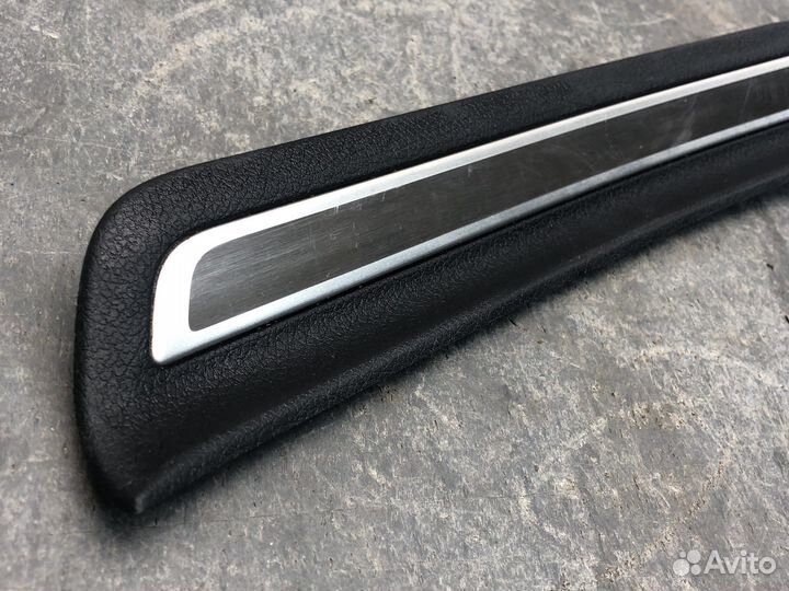 Зад прав вставка порога Stinger GT