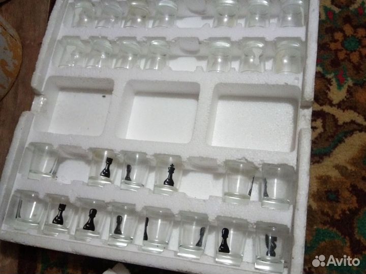 Шахматы подарочные из стекла