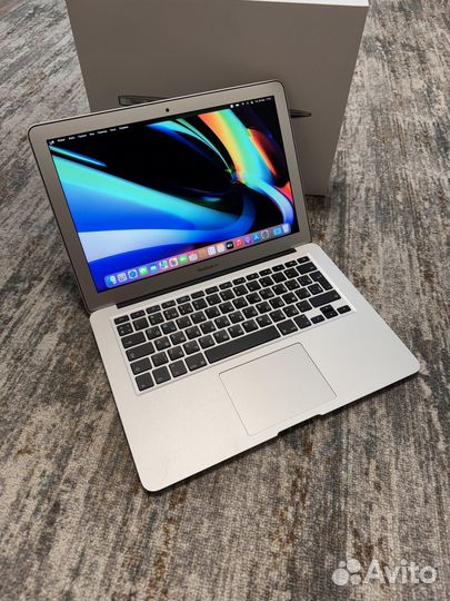 В идеале Apple MacBook Air 13 2017 new АКБ
