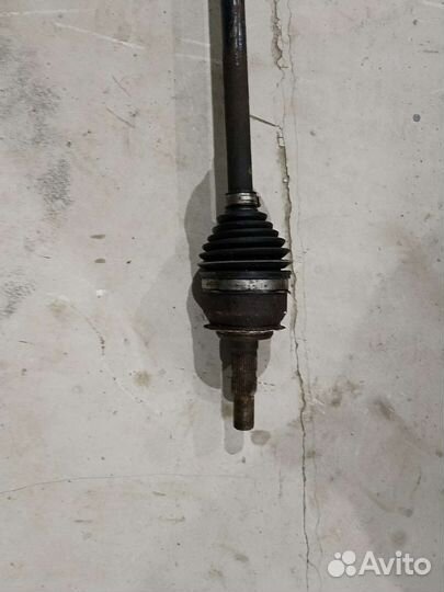 Шрус передний правый на Chevrolet Cruze