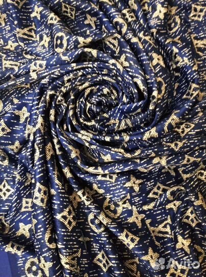 Платок Louis Vuitton Италия. эксклюзив, оригинал