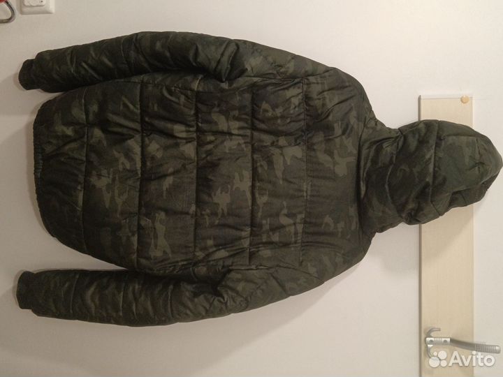 Куртка-ветровка