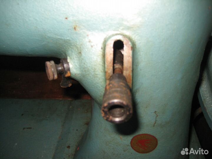 Машина швейная промышленная класса323