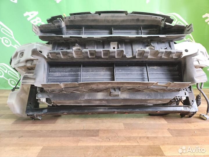 Панель передняя Ford Kuga 2013 - 16