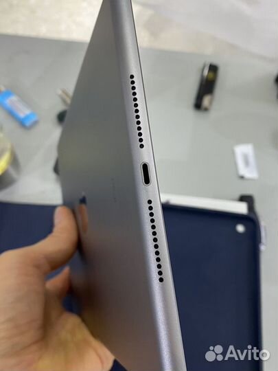 Планшет iPad 5 в великолепном состоянии