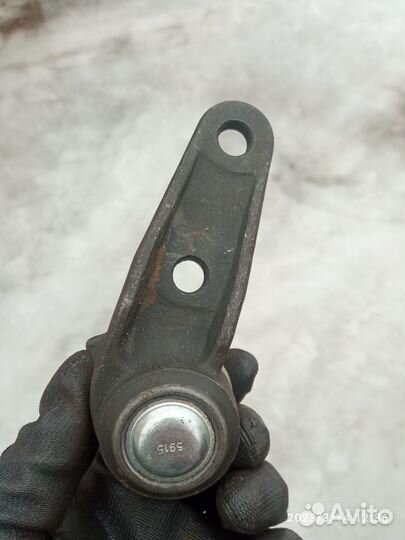 Шаровая левая audi 80 б3,новая