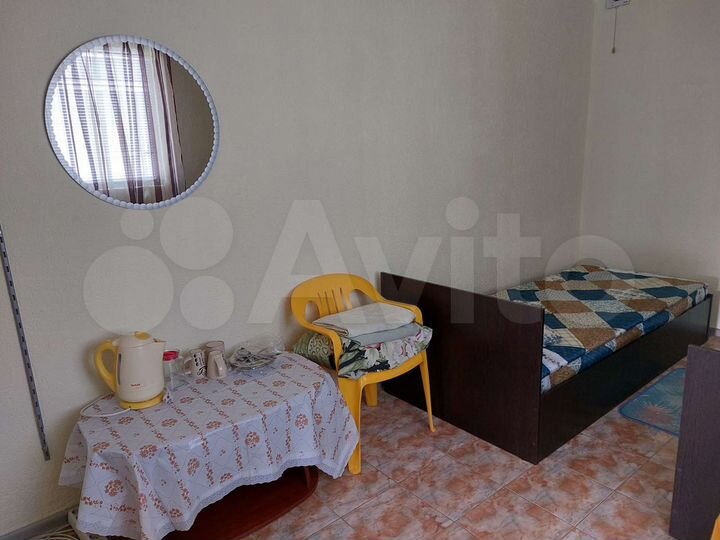 Комната 22 м² в 3-к., 2/2 эт.