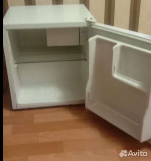 Минихолодильник бу tesler