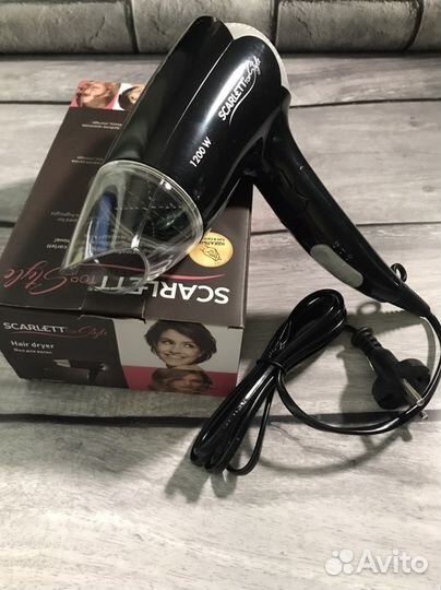 Новый мощный фен scarlett 1200W