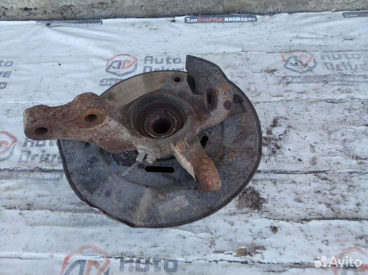 Кулак поворотный передний левый Geely Emgrand EC7