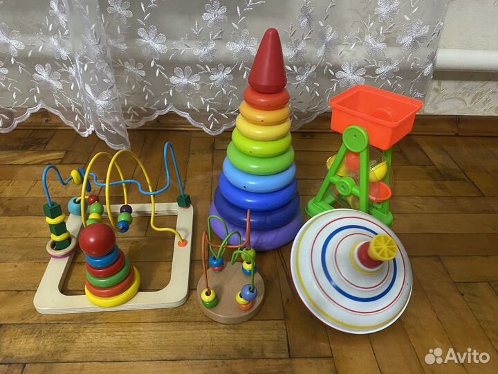 Детские развивающие игрушки