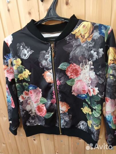 Бомбер женский