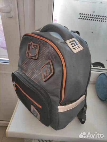 Продам школьный рюкзак