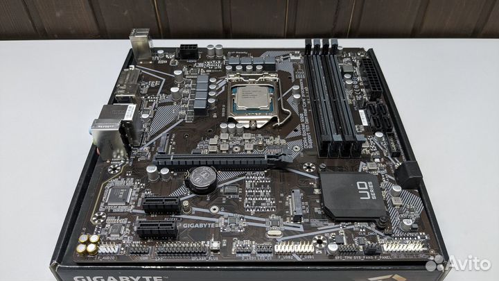 I5 10400F + GIgabyte B560 / Комплект
