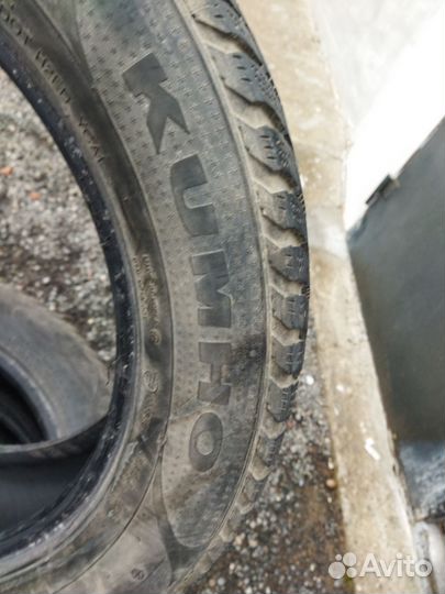 Kumho I'Zen KW31 215/60 R17